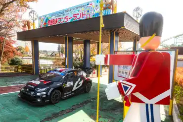 Ogier maintains a 6.5-second lead over Evans in Rally Japan