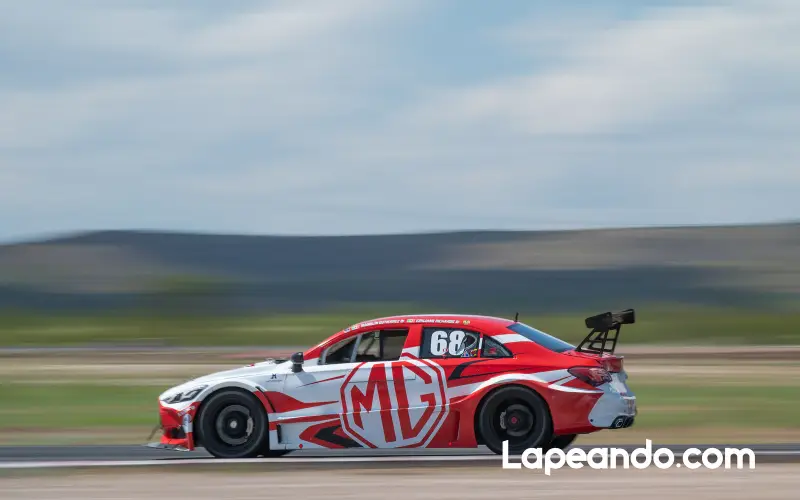 Richards takes the GTM Pro 1 title in the 2025 Roshfrans Super Cup