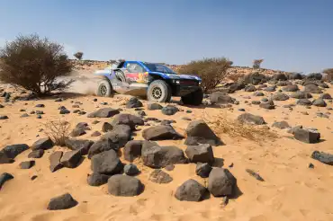 Lategan loses four hours in Stage 11 of the Dakar Rally, leaving Toyota with no chance of victory