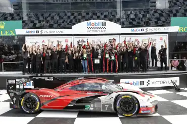 Porsche Penske achieves third consecutive victory in the 24 Hours of Daytona