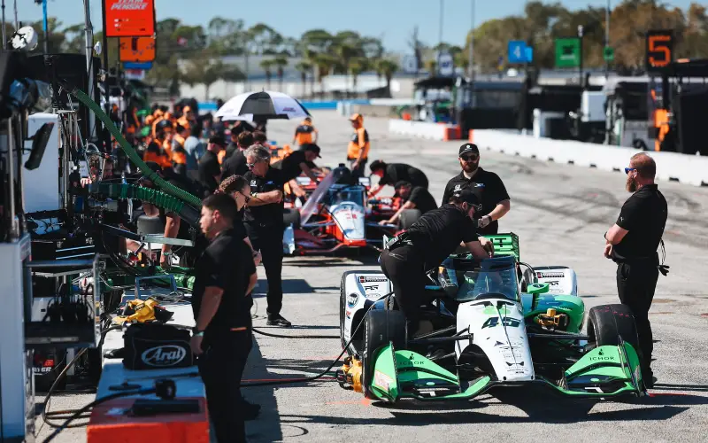 Armstrong fastest in IndyCar test at Sebring