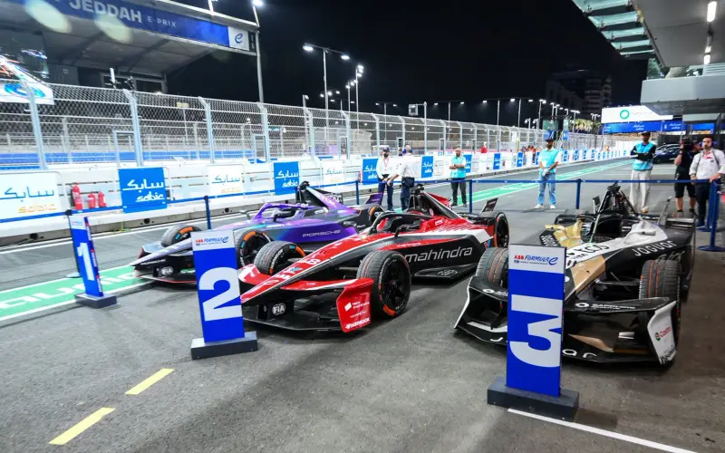 Pascal Wehrlein wins in Jeddah and overtakes Cassidy at the top of the Formula E standings