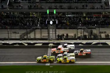 Smith wins NASCAR Trucks' Fresh from Florida 250 at Daytona