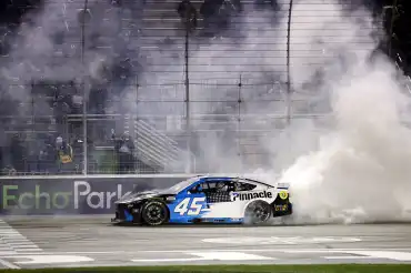 Reddick wins in Atlanta and scores two consecutive victories in NASCAR Cup