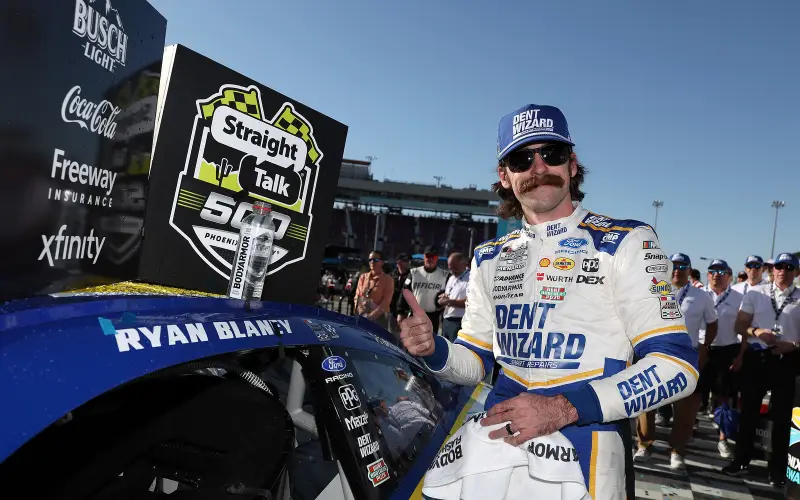 Blaney wins in Phoenix and Penske takes NASCAR and IndyCar on the same weekend