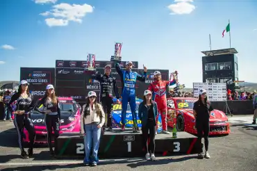 Rubén García Jr. kicks off 2026 with his 25th victory in NASCAR Mexico