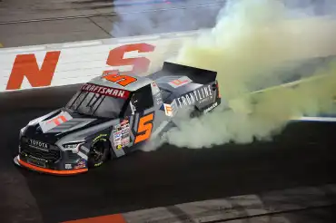 Heim beats Chastain at Darlington
