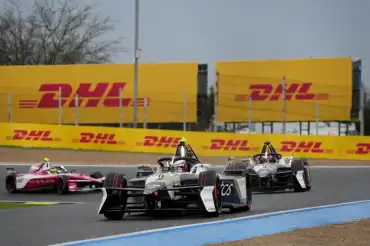 Da Costa wins in Madrid, and Jaguar trails Porsche by 4 points