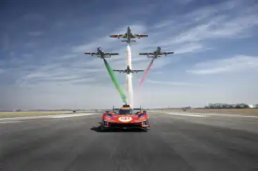 Ferrari visited the Frecce Tricolori ahead of the WEC race at Imola