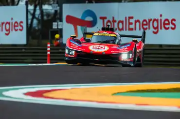 The three Ferrari 499P lead the way at the WEC Prologue in Imola