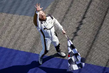Tyler Reddick Wins in Kansas and Ties Dale Earnhardt's Record