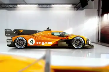 McLaren unveils the MCL-HY Hypercar for the 2027 WEC
