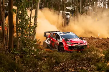 Solberg takes the lead in Portugal with a narrow advantage over Fourmaux
