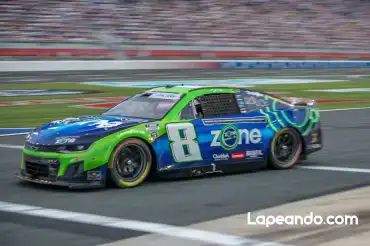 RCR is retiring Kyle Busch's No. 8 and he will race with the No. 33 in Charlotte