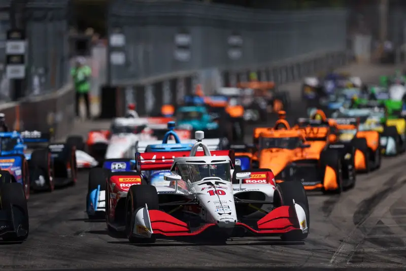Palou survives the chaos of Detroit's city streets and extends his IndyCar lead to 62 points