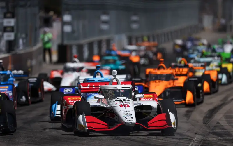 Palou survives the chaos of Detroit's city streets and extends his IndyCar lead to 62 points