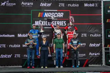 Alex de Alba wins in Aguascalientes and joins the race for the NASCAR Mexico Chase