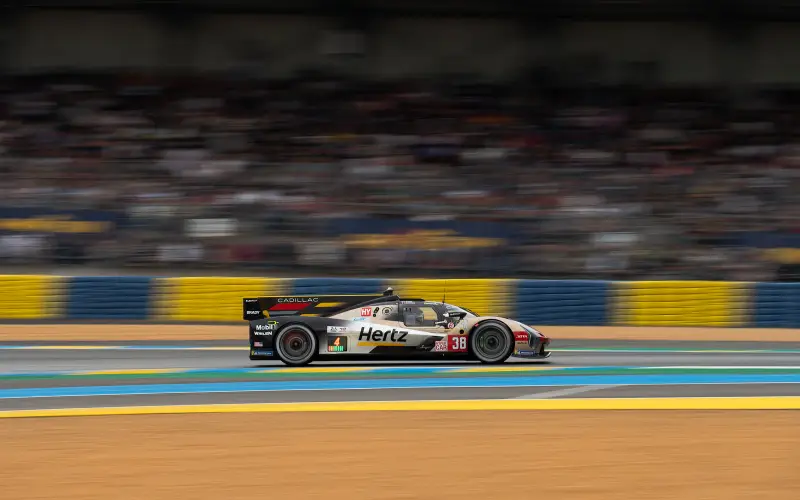Cadillac secures pole position for the 2026 Le Mans with Aitken by five thousandths of a second