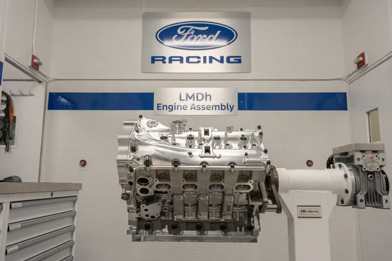This is what the Coyote engine in Ford's Hypercar sounds like at Le Mans