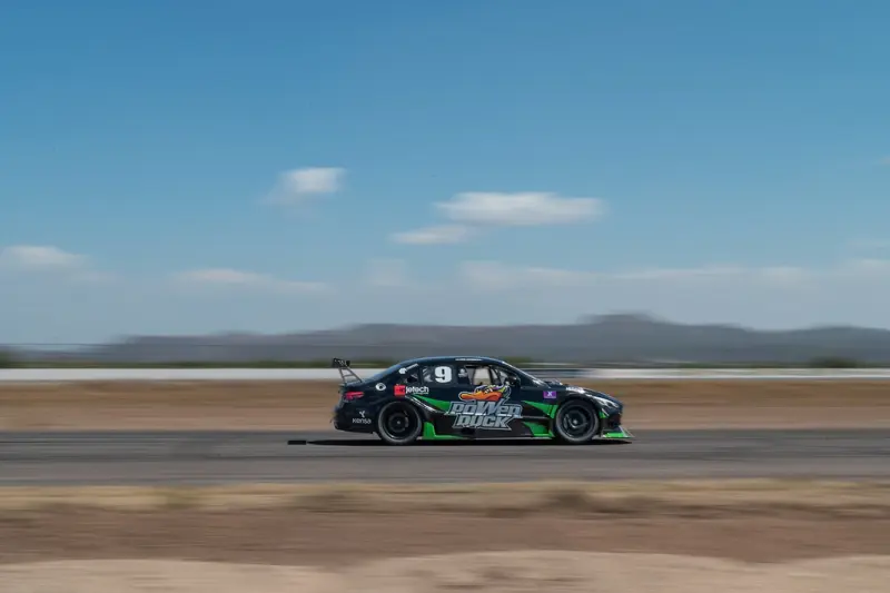 Paul Jourdain Wins Both GTM Races at the Autódromo de León